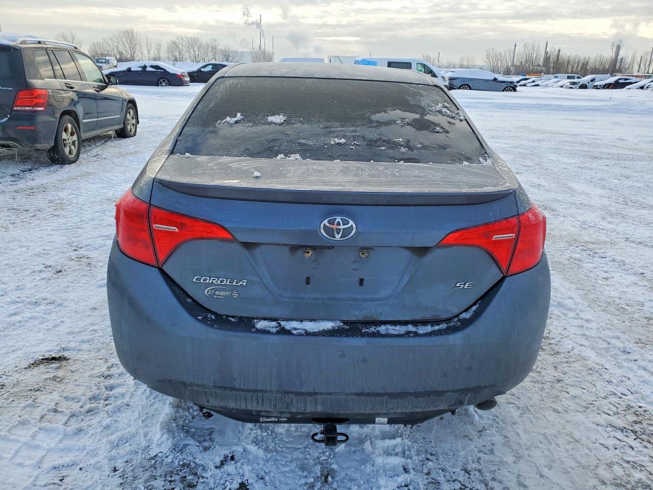 2018 TOYOTA COROLLA L photo 6