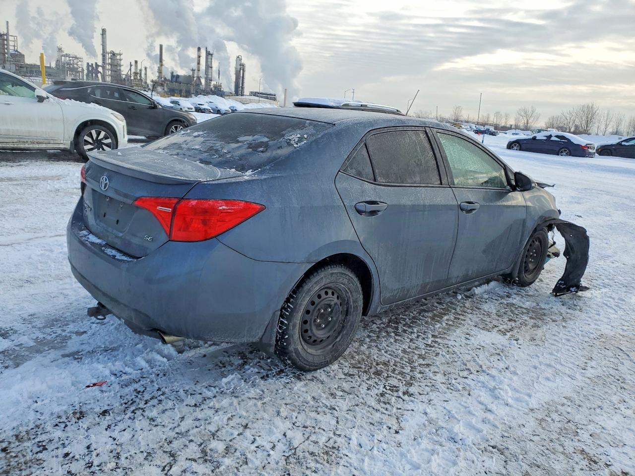 2018 TOYOTA COROLLA L photo 3