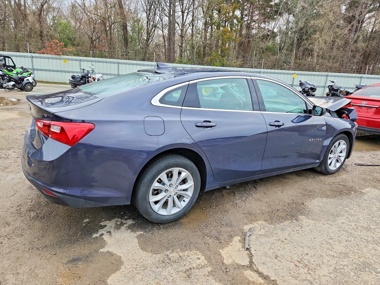 2025 CHEVROLET MALIBU LT photo 5