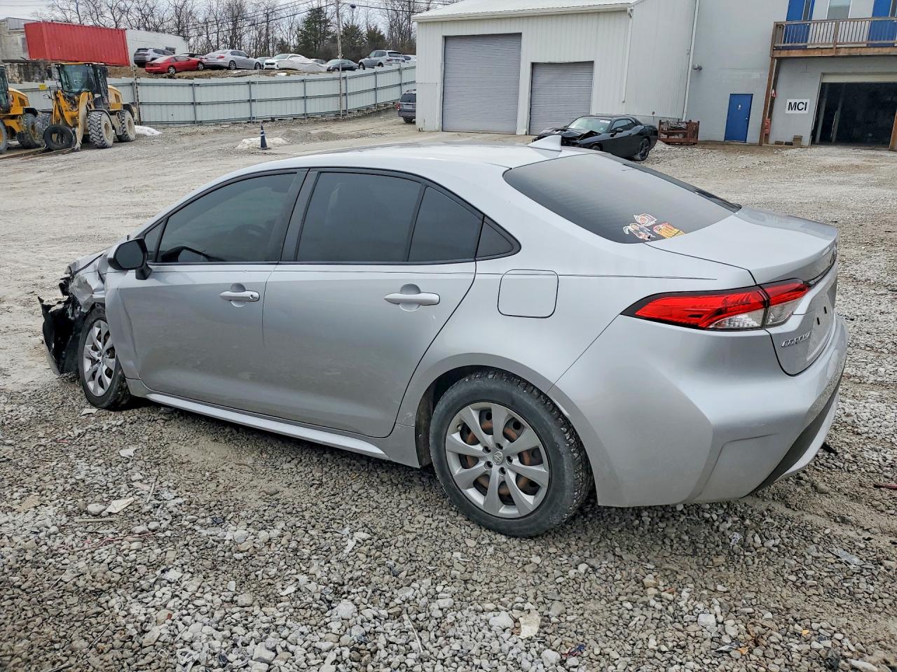 2020 TOYOTA COROLLA LE photo 3
