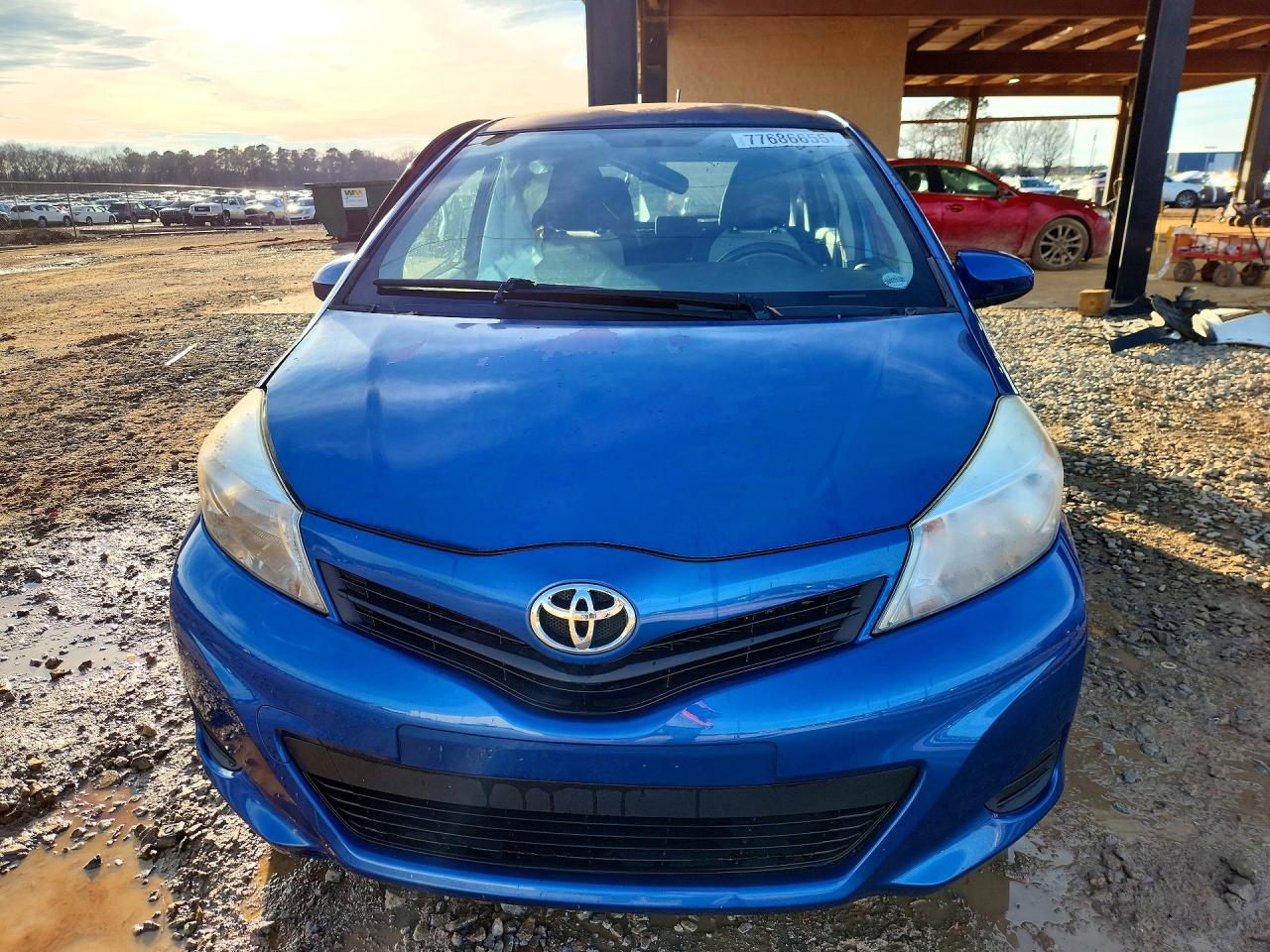2012 TOYOTA YARIS 5-DOOR L photo 5