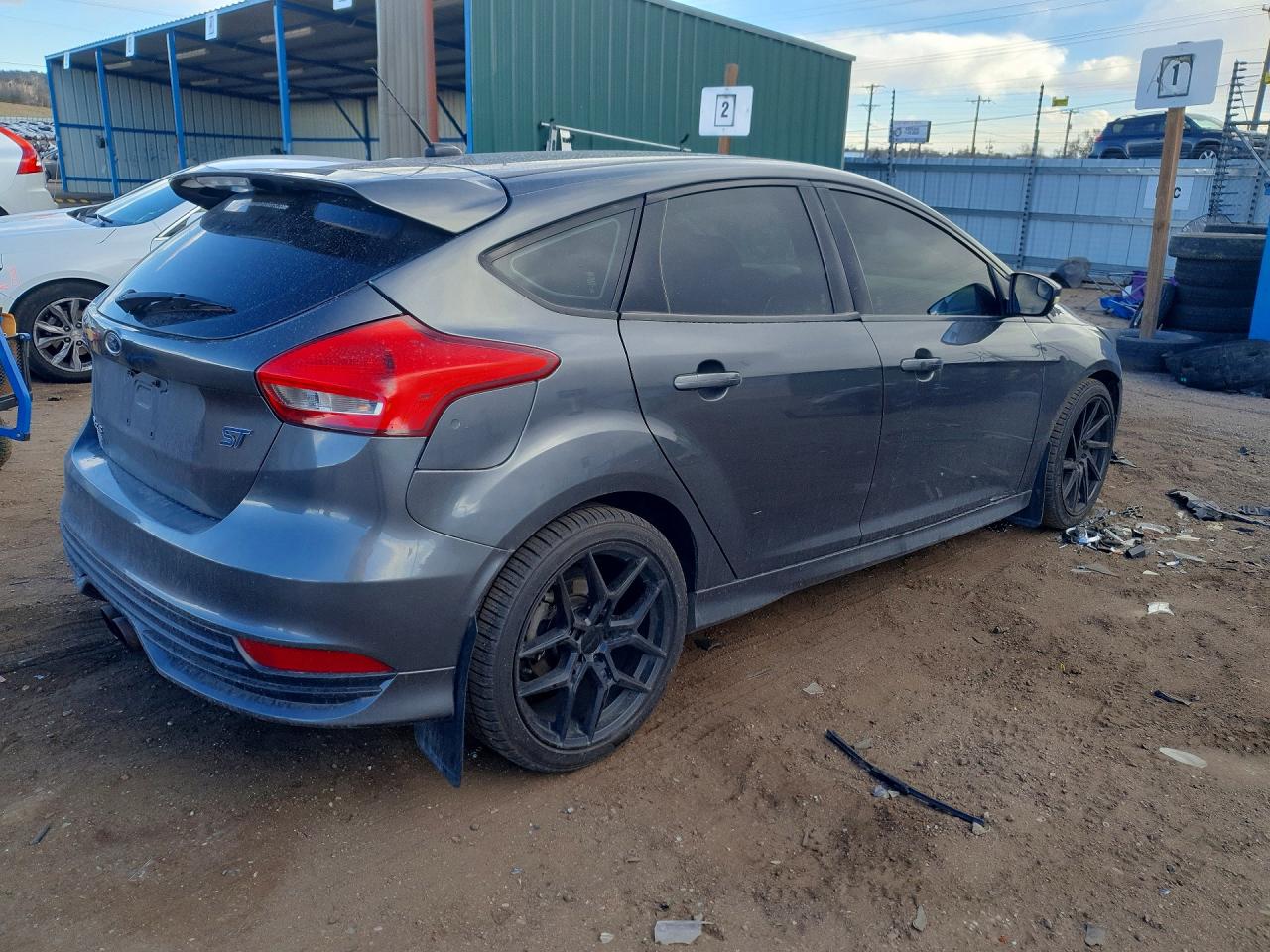2017 FORD FOCUS ST photo 3