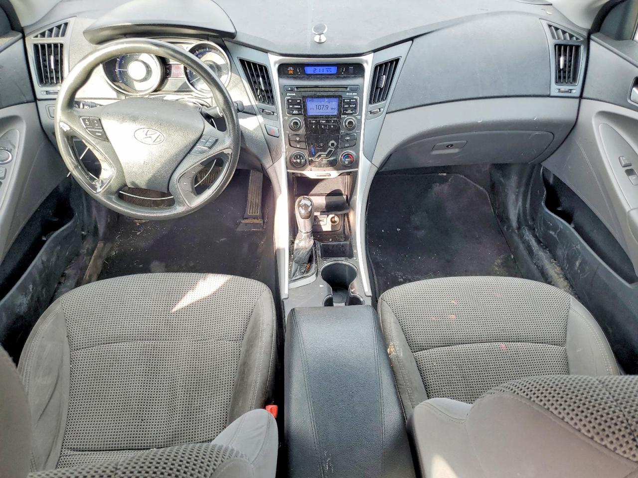 2011 HYUNDAI SONATA GLS photo 22
