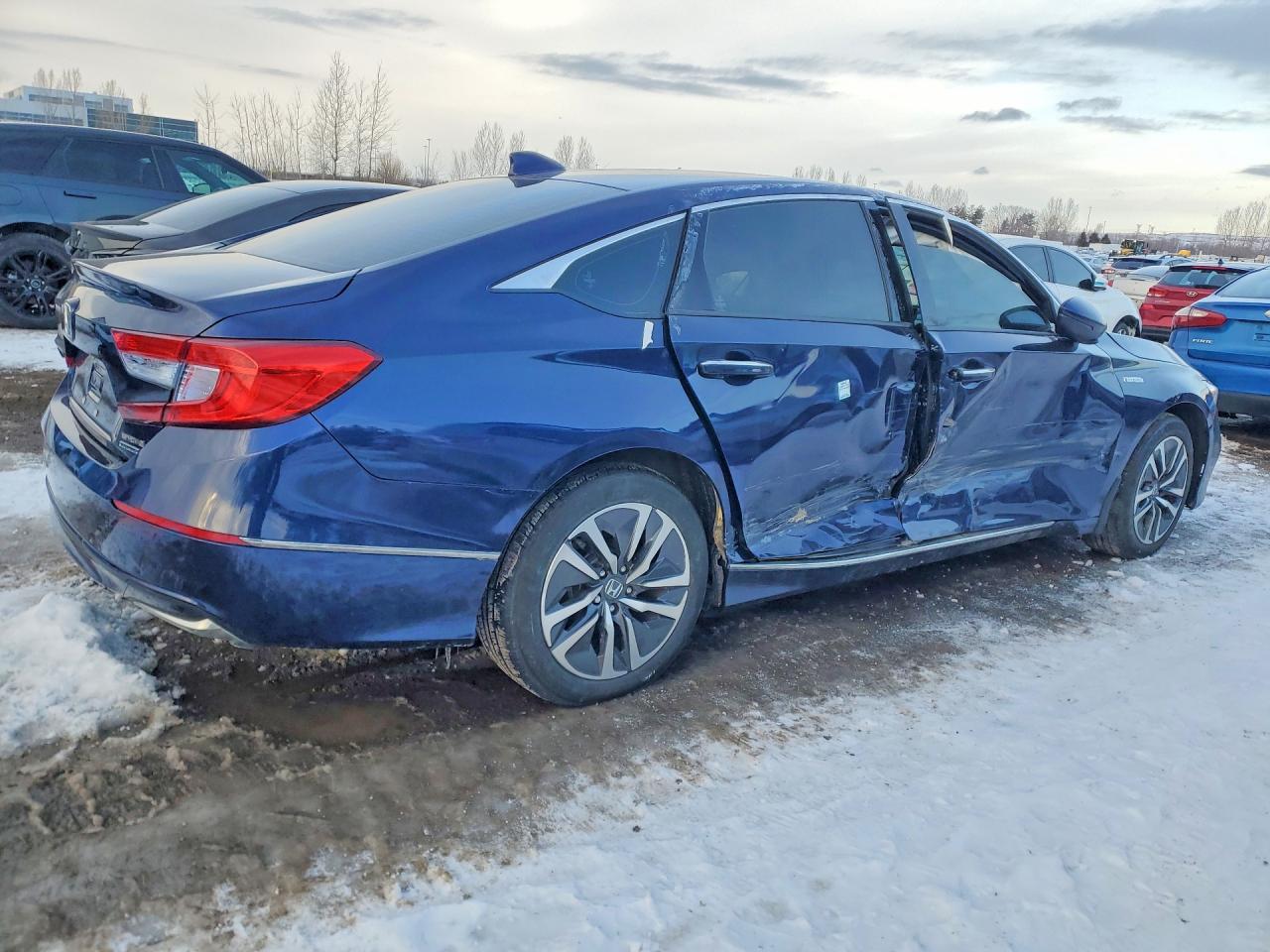 2020 HONDA ACCORD TOURING HYBRID photo 3