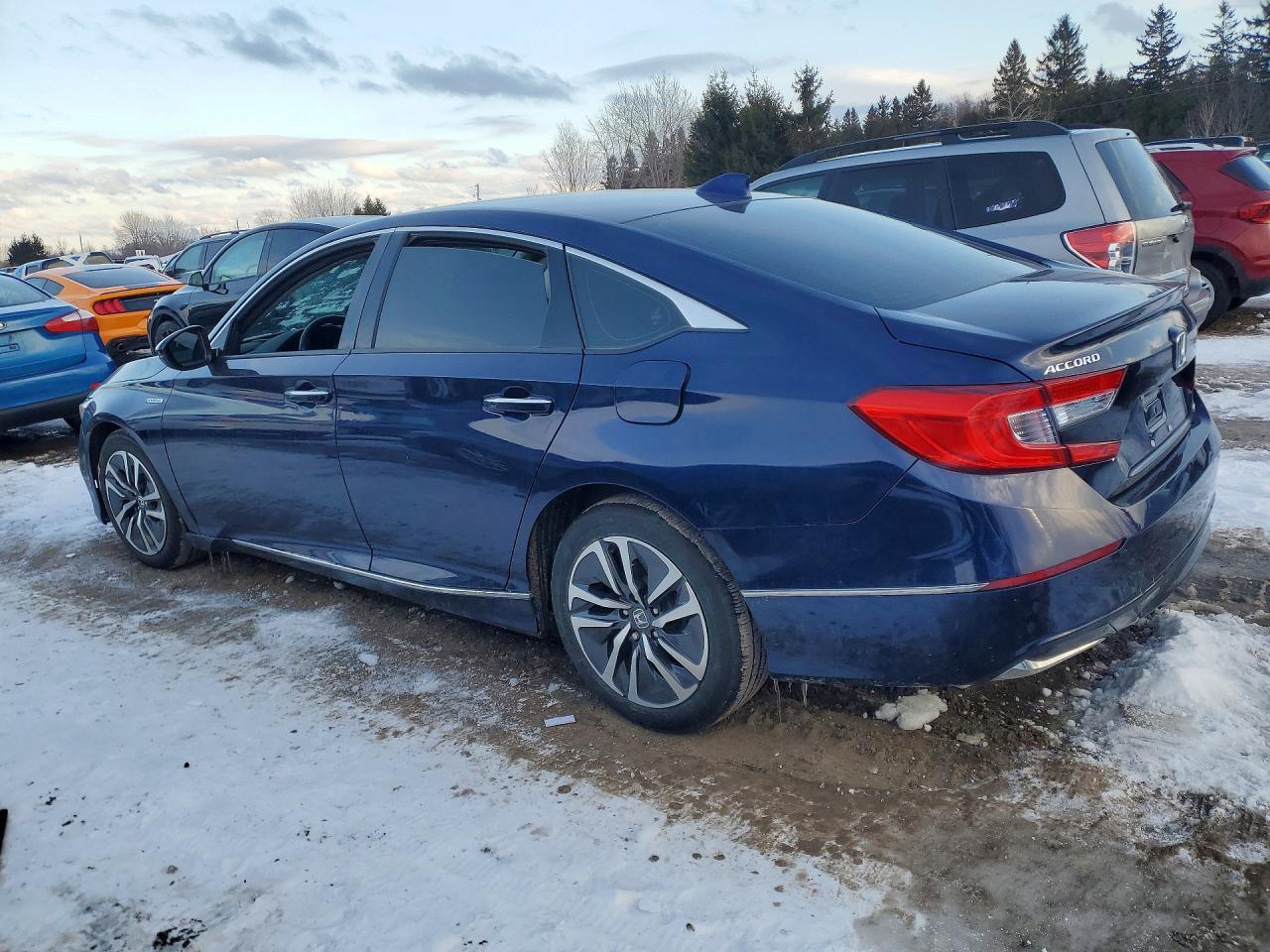 2020 HONDA ACCORD TOURING HYBRID photo 2