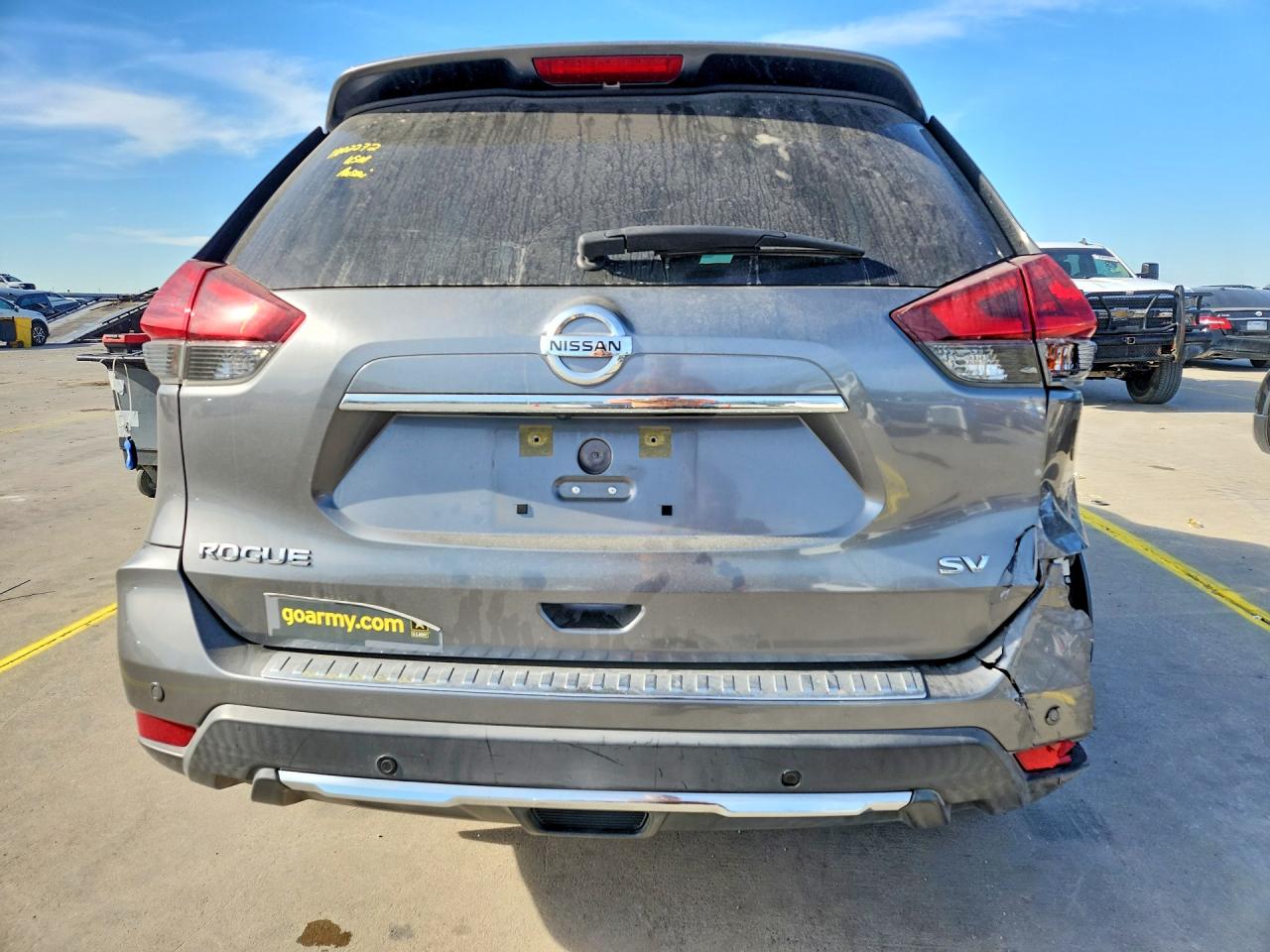 2019 NISSAN ROGUE S photo 16