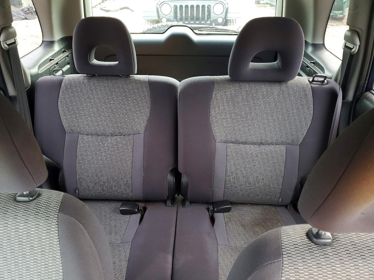 2005 TOYOTA RAV4 photo 28