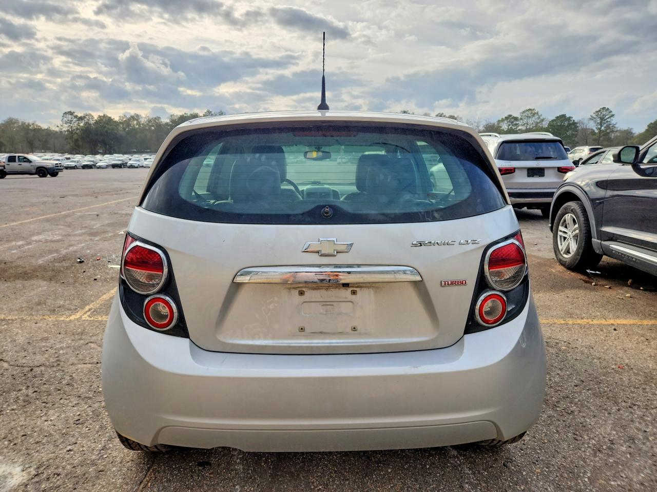 2014 CHEVROLET SONIC LTZ photo 16