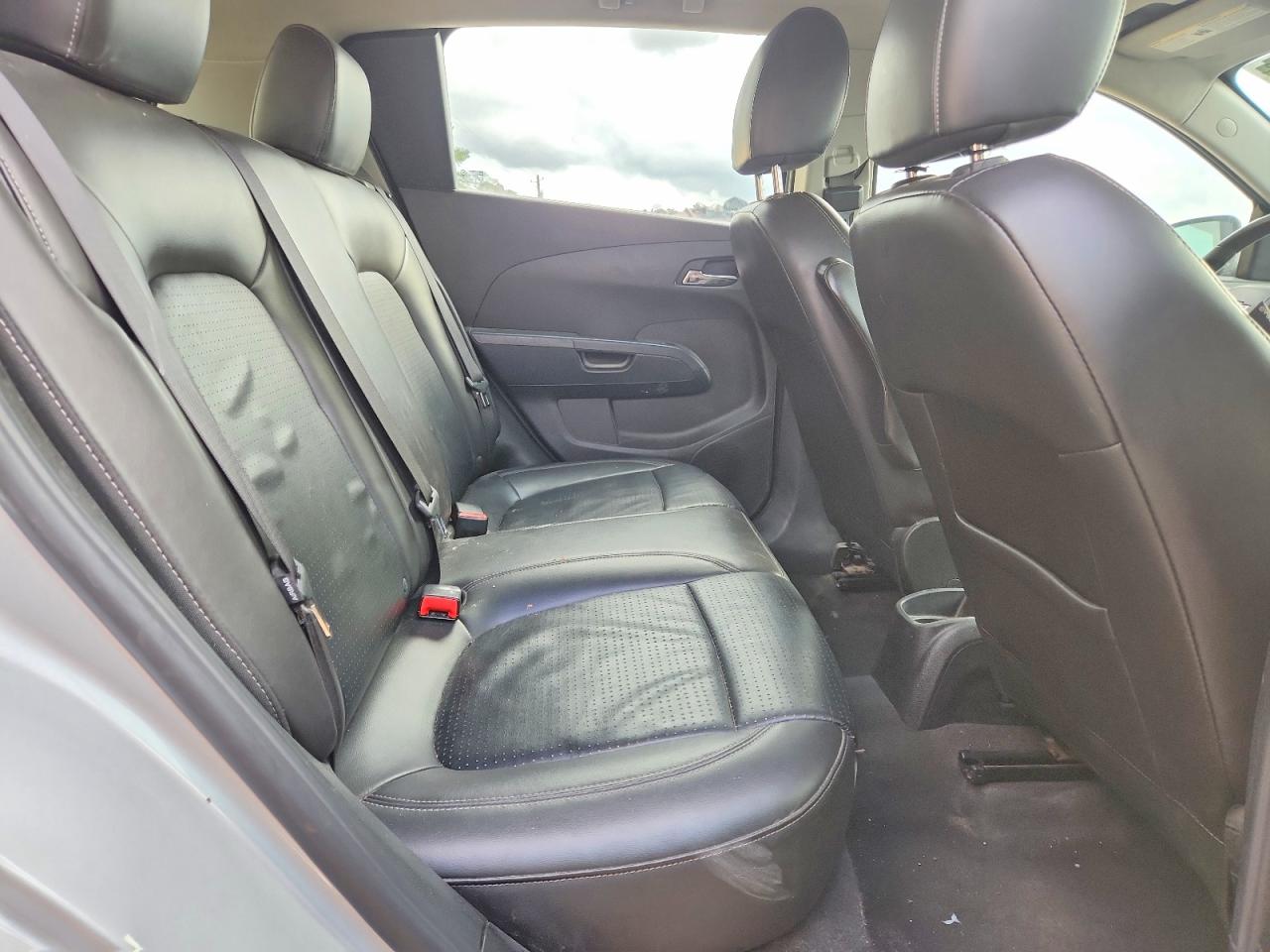 2014 CHEVROLET SONIC LTZ photo 28