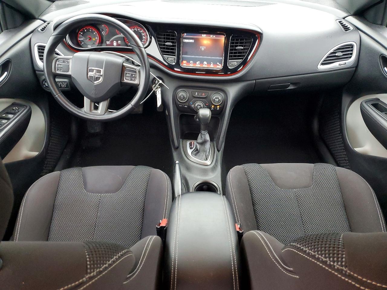 2015 DODGE DART SXT photo 8