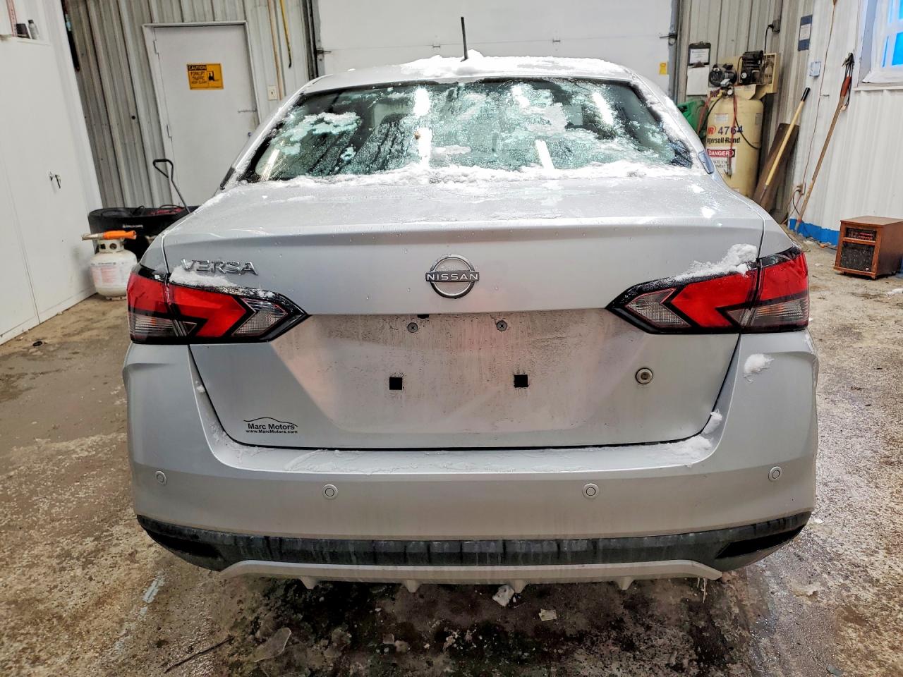 2025 NISSAN VERSA S photo 16