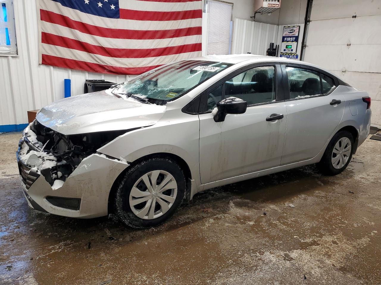 2025 NISSAN VERSA