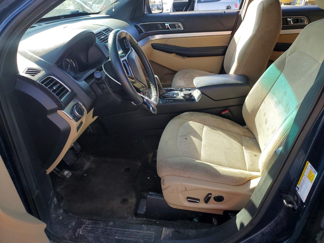 2016 FORD EXPLORER XLT photo 13
