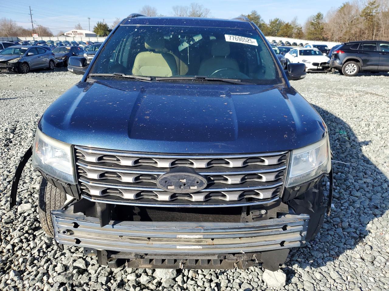 2016 FORD EXPLORER XLT photo 9