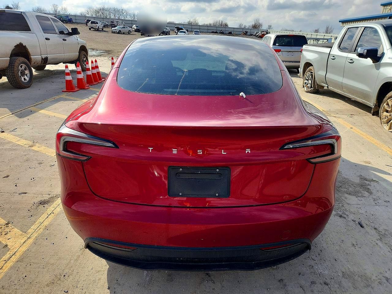 2024 TESLA MODEL 3 photo 11
