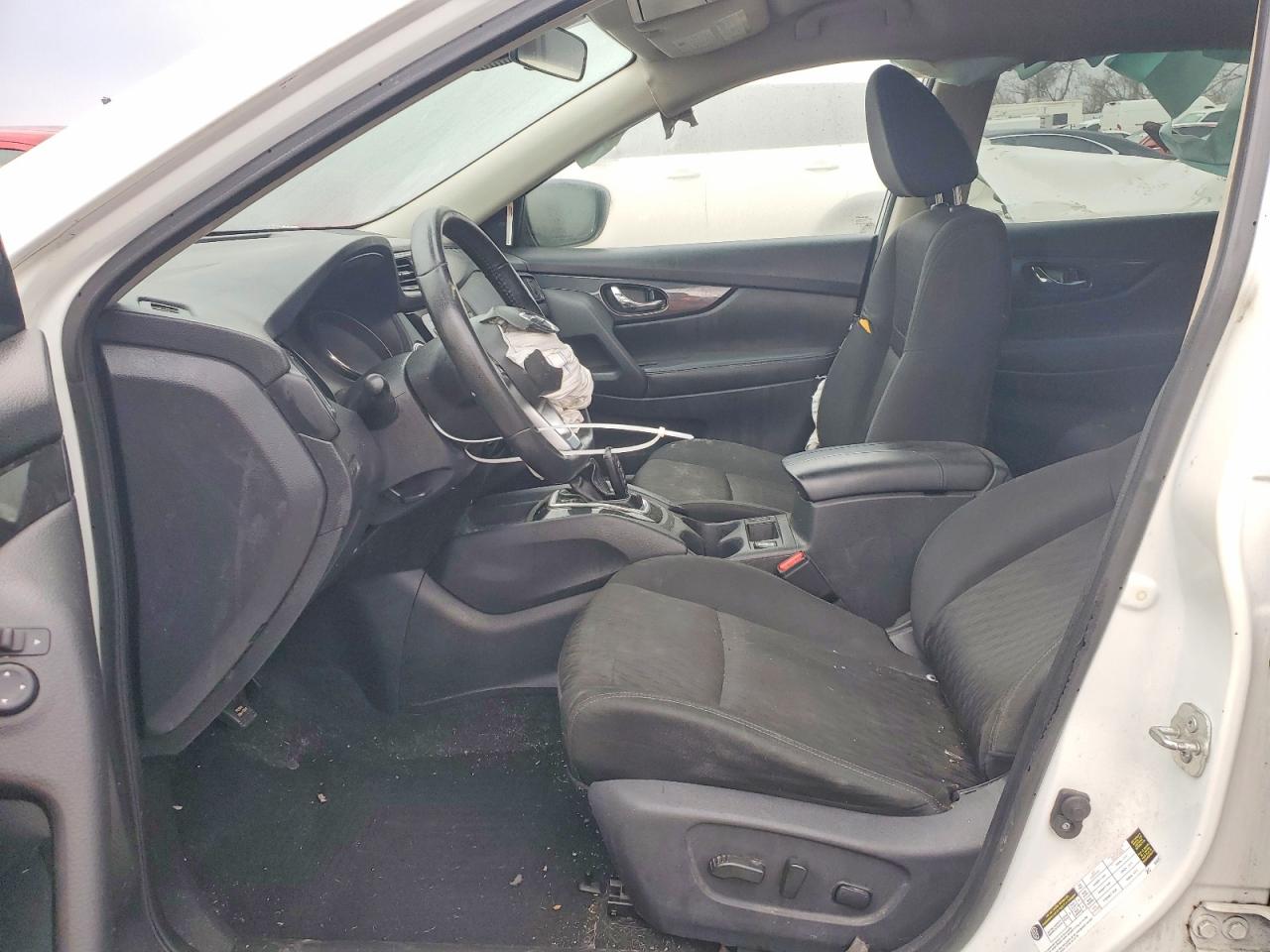 2020 NISSAN ROGUE S photo 13