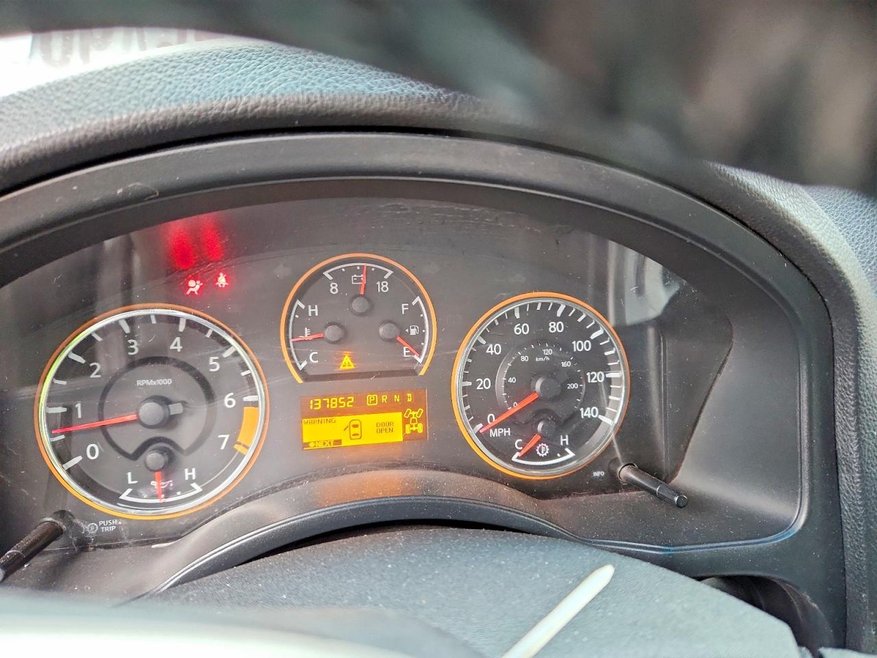 2013 NISSAN ARMADA SV photo 9