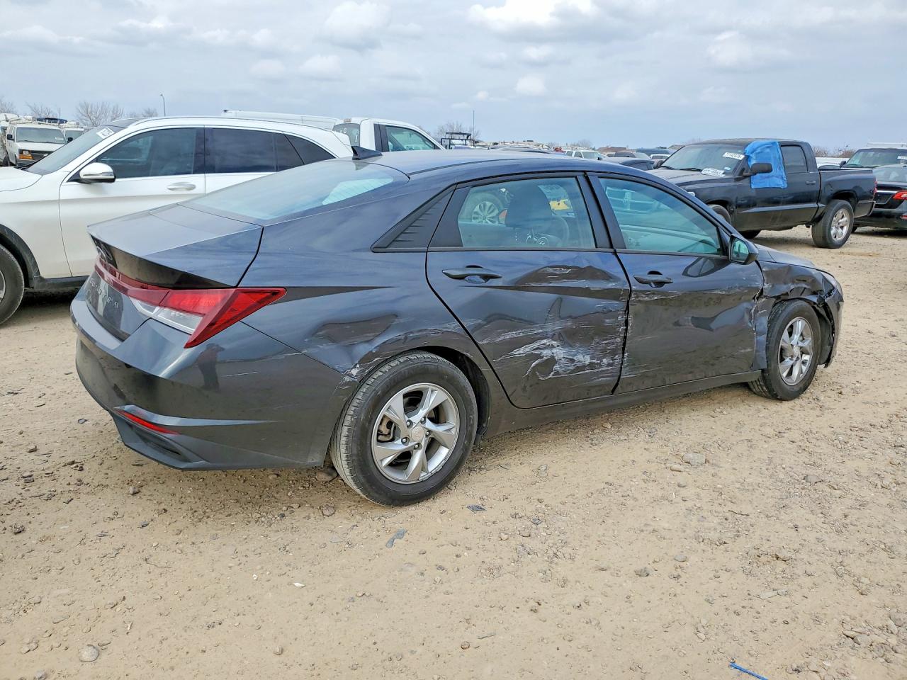 2021 HYUNDAI ELANTRA SE photo 5