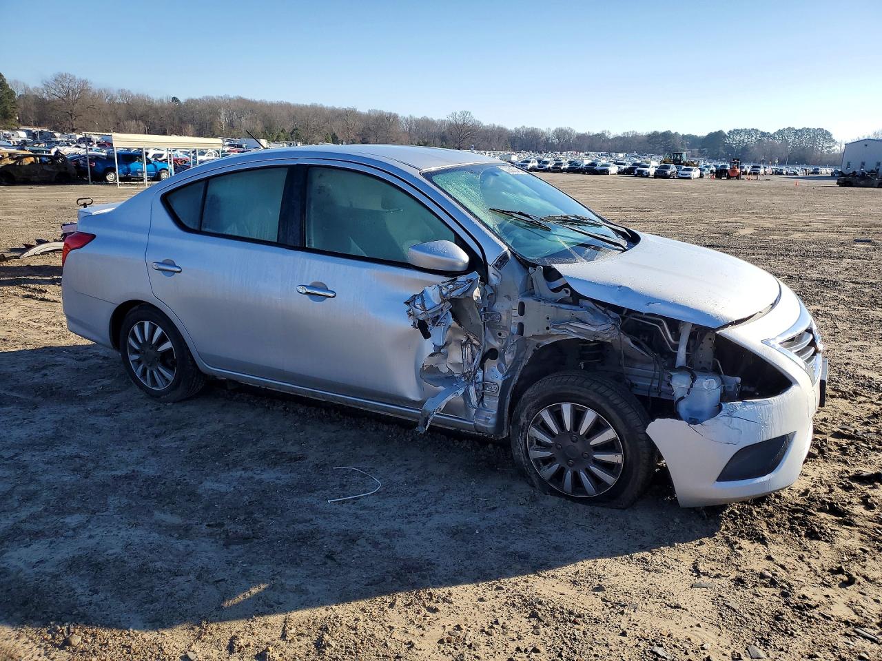 2018 NISSAN VERSA S photo 10