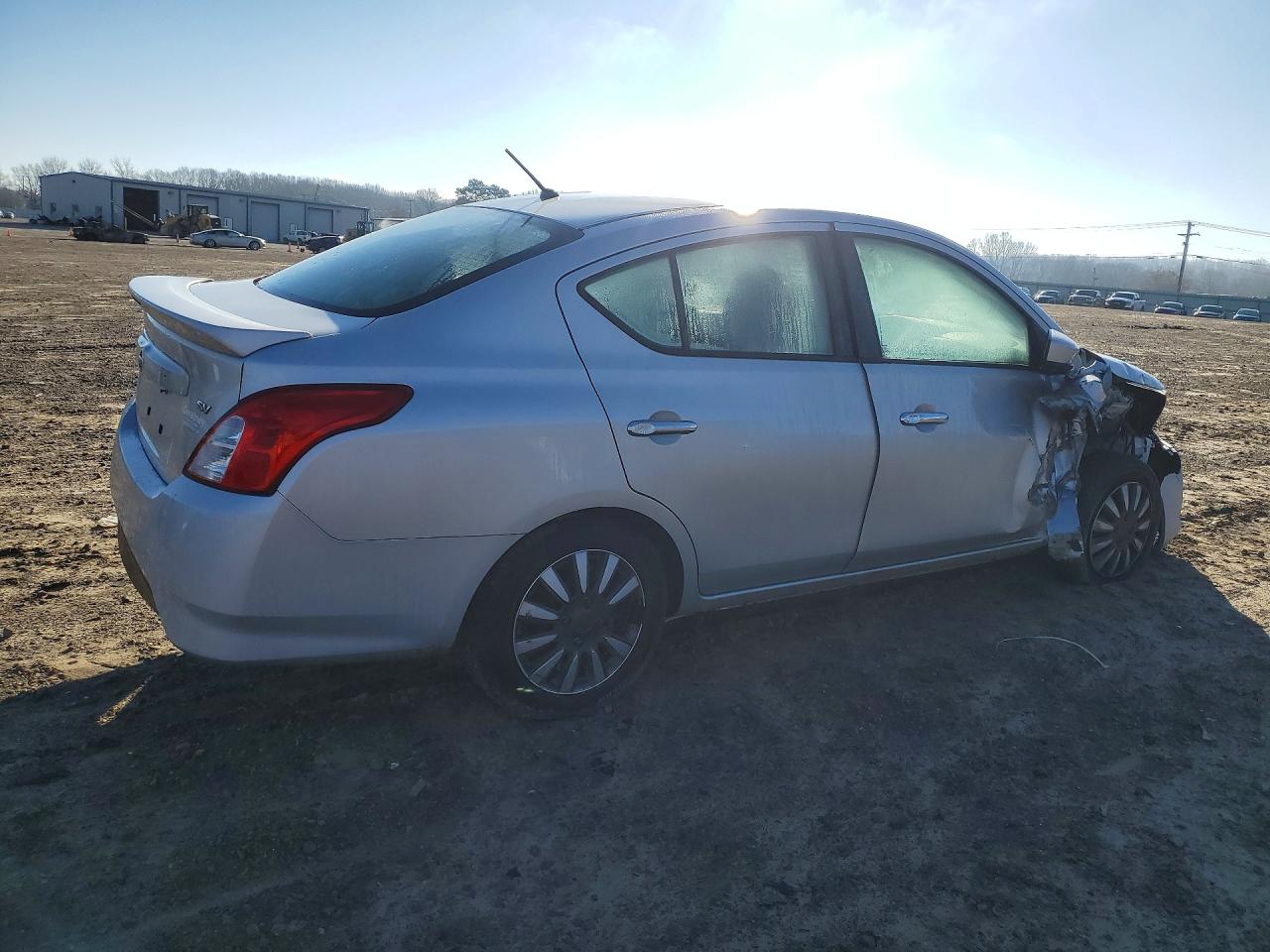 2018 NISSAN VERSA S photo 7