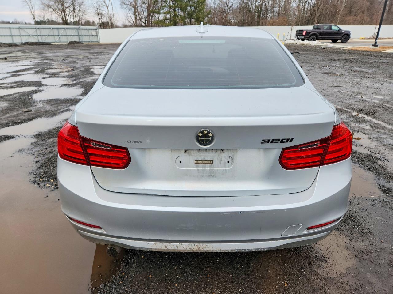 2014 BMW 320 photo 11