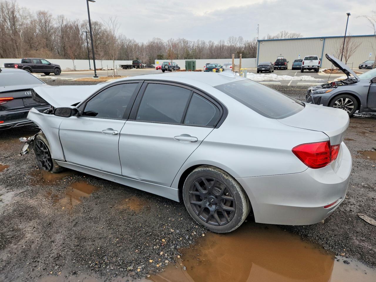2014 BMW 320 photo 3