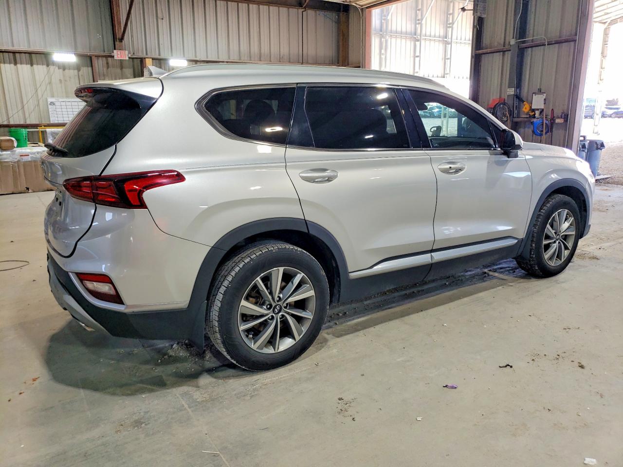 2019 HYUNDAI SANTA FE SEL PLUS 2.4L photo 3