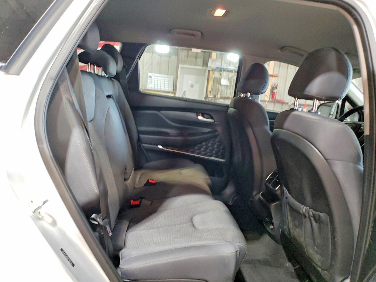 2019 HYUNDAI SANTA FE SEL PLUS 2.4L photo 11