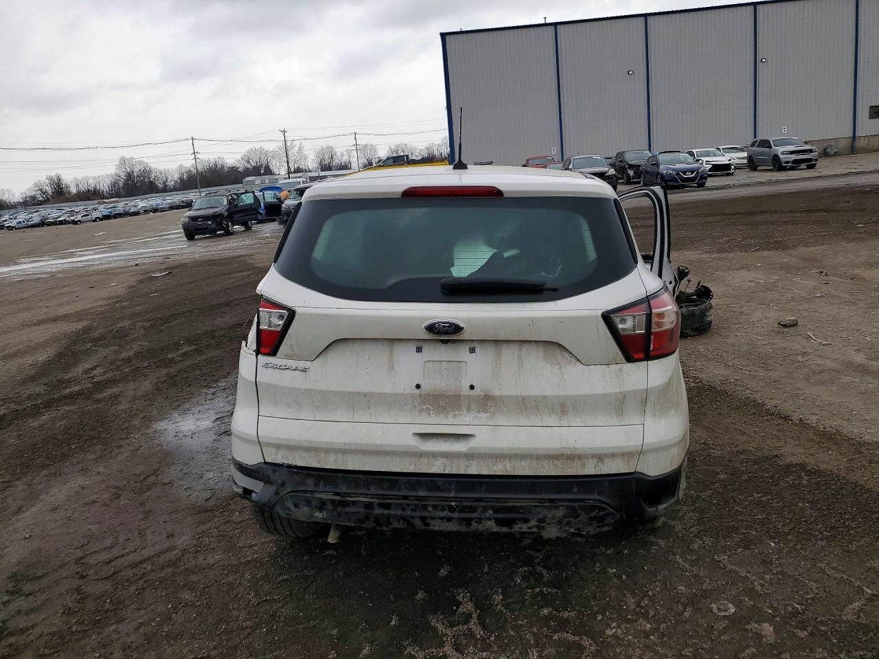 2018 FORD ESCAPE S photo 11