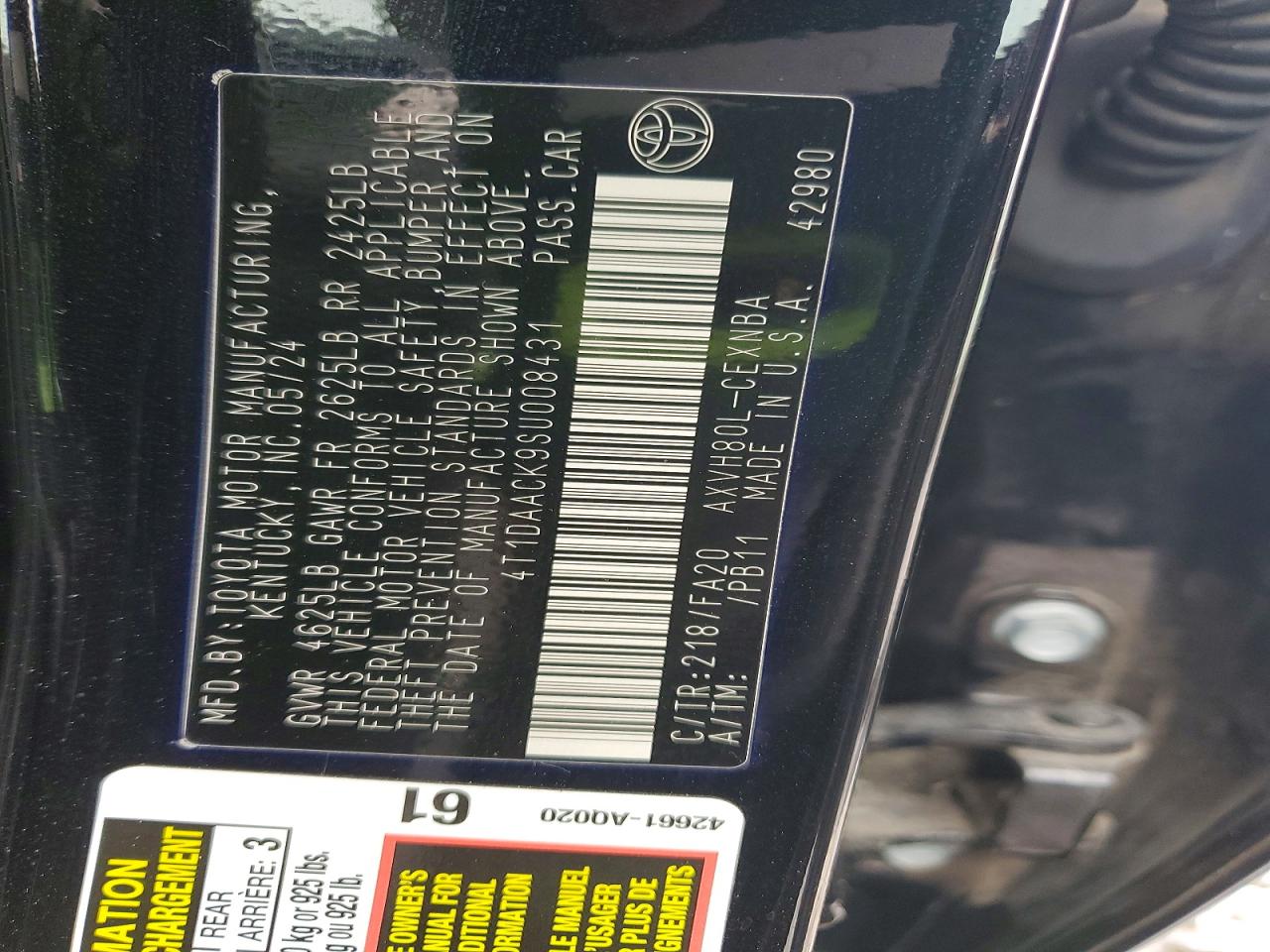 2025 TOYOTA CAMRY LE photo 12