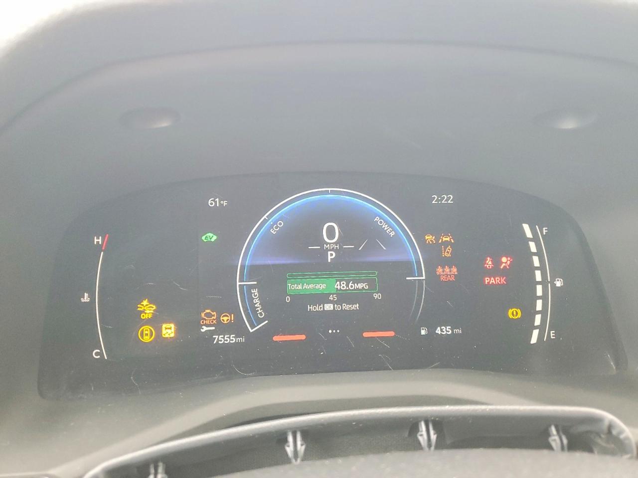 2025 TOYOTA CAMRY LE photo 9