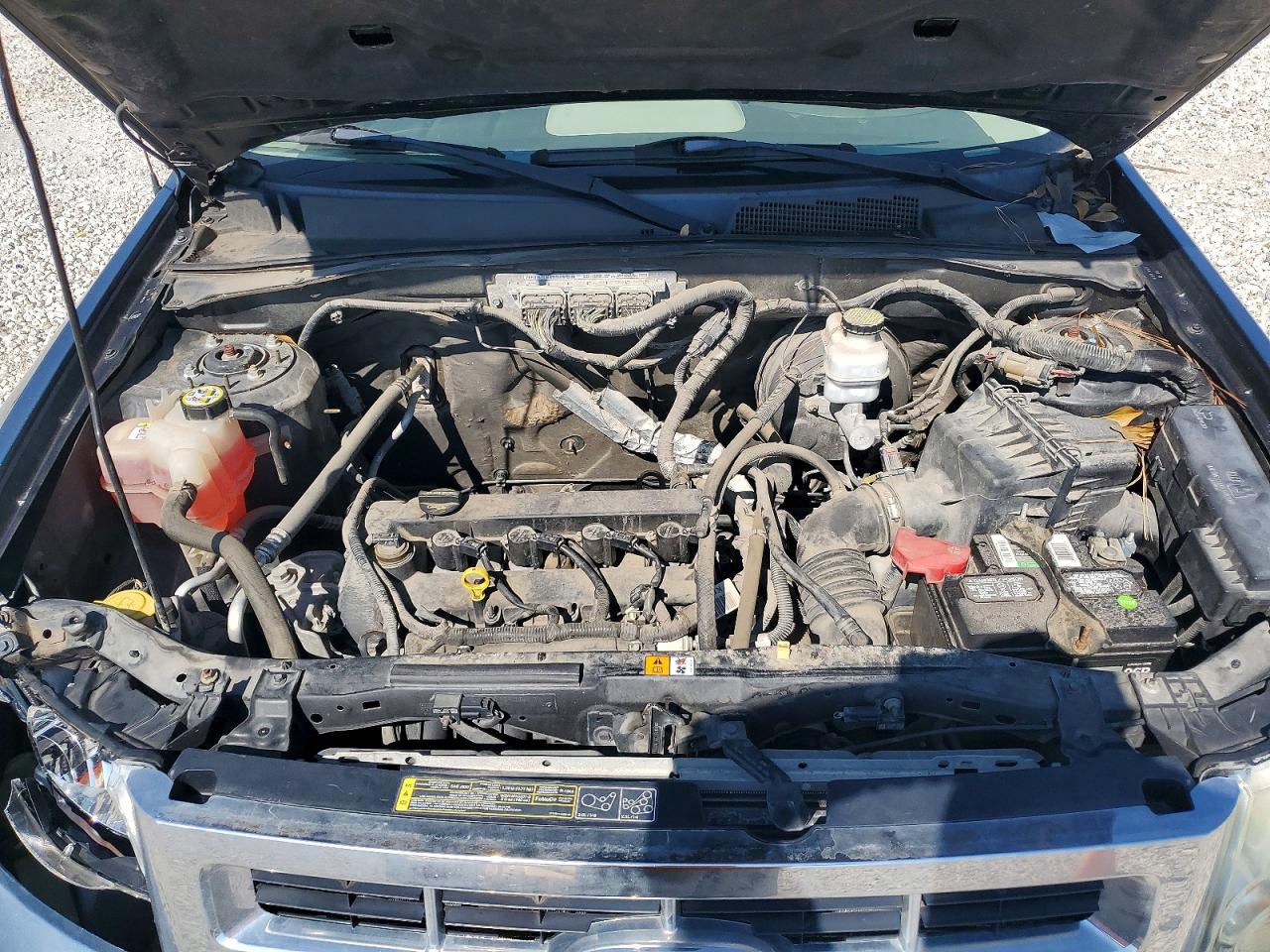 2011 FORD ESCAPE XLS photo 23