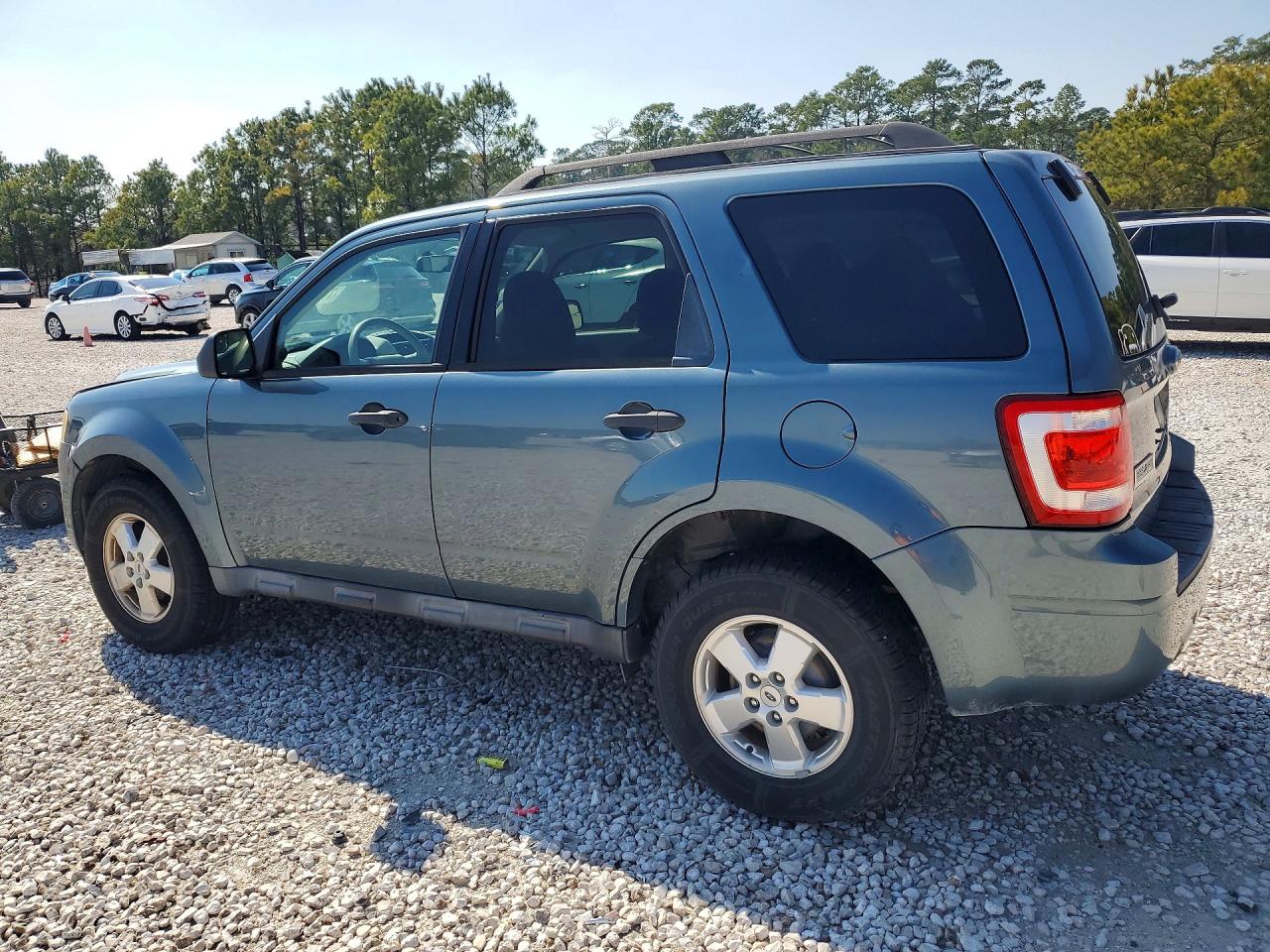 2011 FORD ESCAPE XLS photo 3