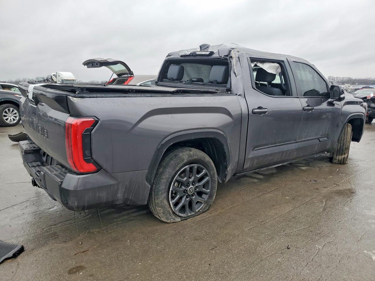 2024 TOYOTA TUNDRA CREWMAX PLATINUM photo 5