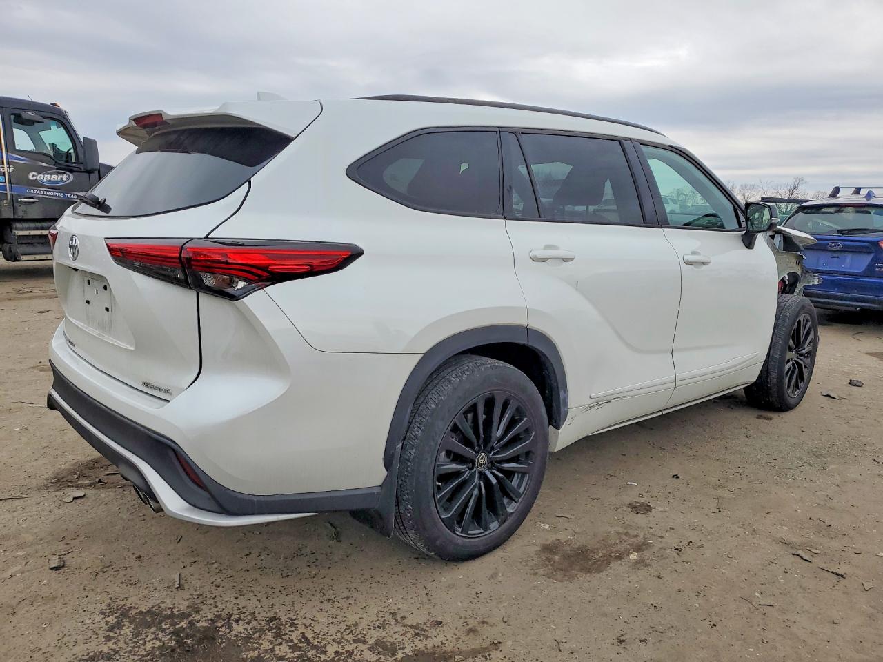 2023 TOYOTA HIGHLANDER XSE photo 5