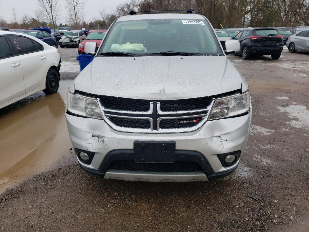 2014 DODGE JOURNEY SXT photo 9