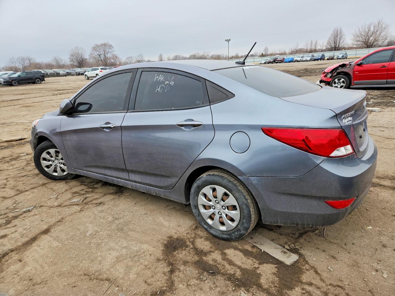 2017 HYUNDAI ACCENT SE photo 4