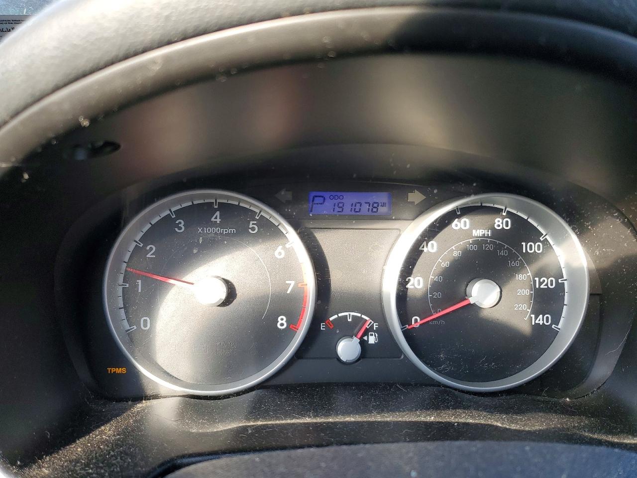 2010 HYUNDAI ACCENT GS photo 9
