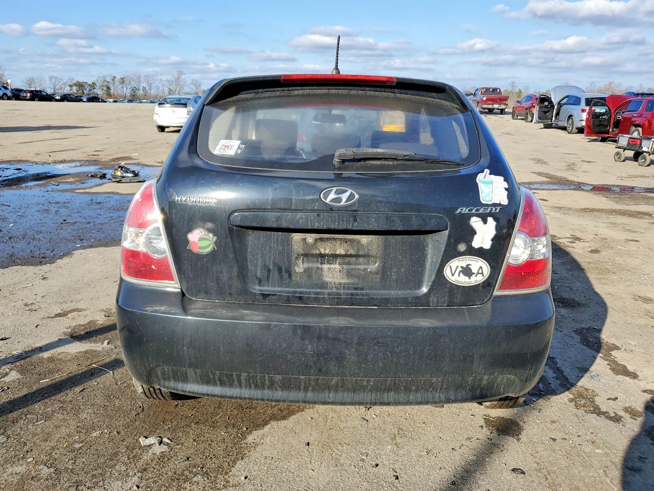 2010 HYUNDAI ACCENT GS photo 6