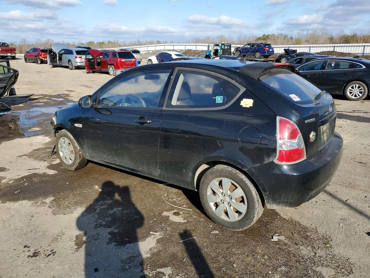 2010 HYUNDAI ACCENT GS photo 2