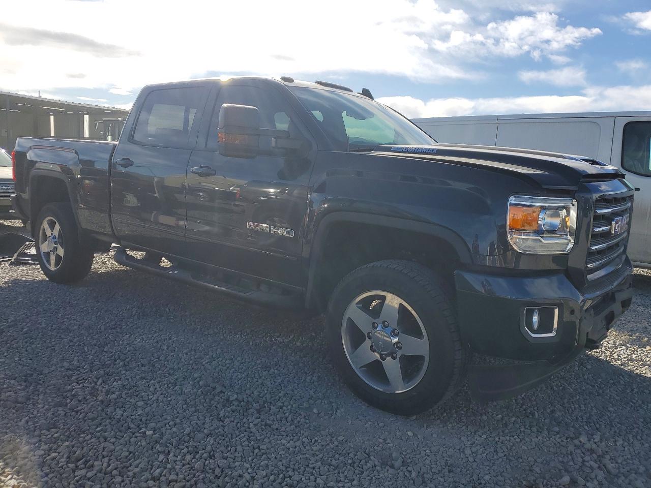 2019 GMC SIERRA K2500 SLT photo 7