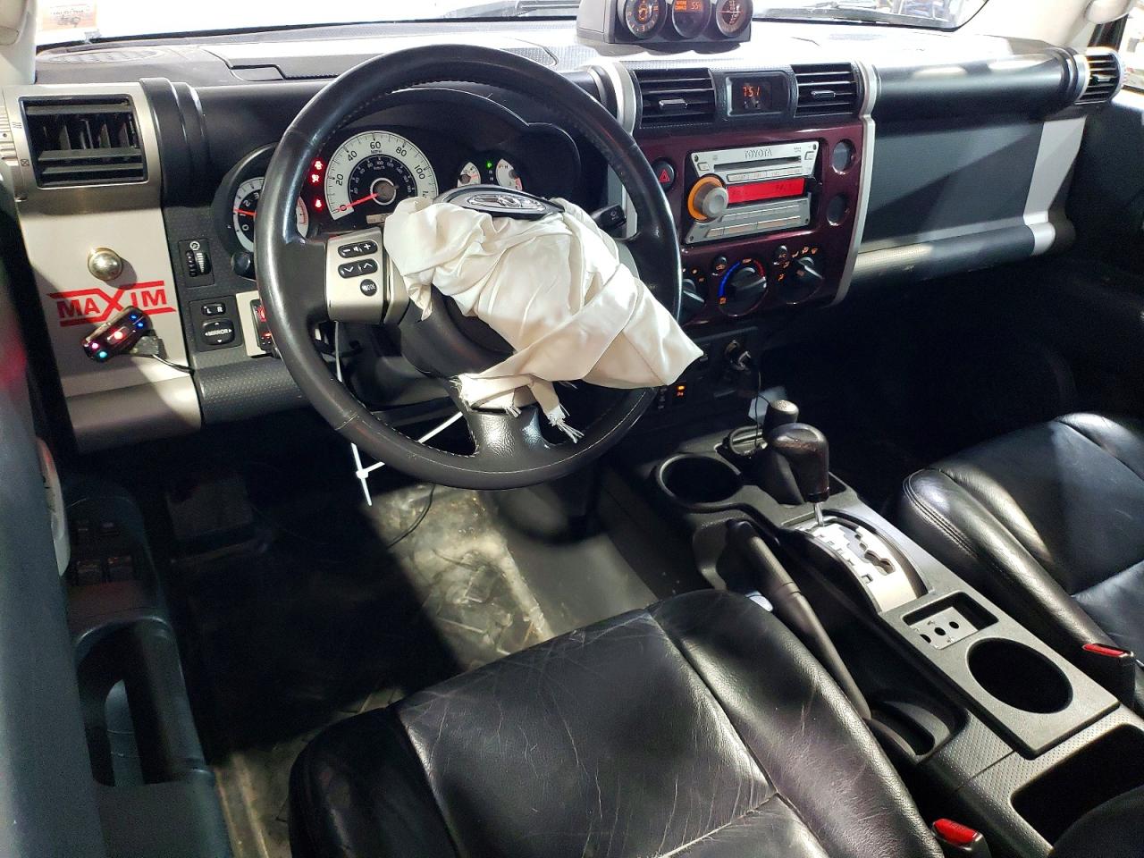 2007 TOYOTA FJ CRUISER photo 8