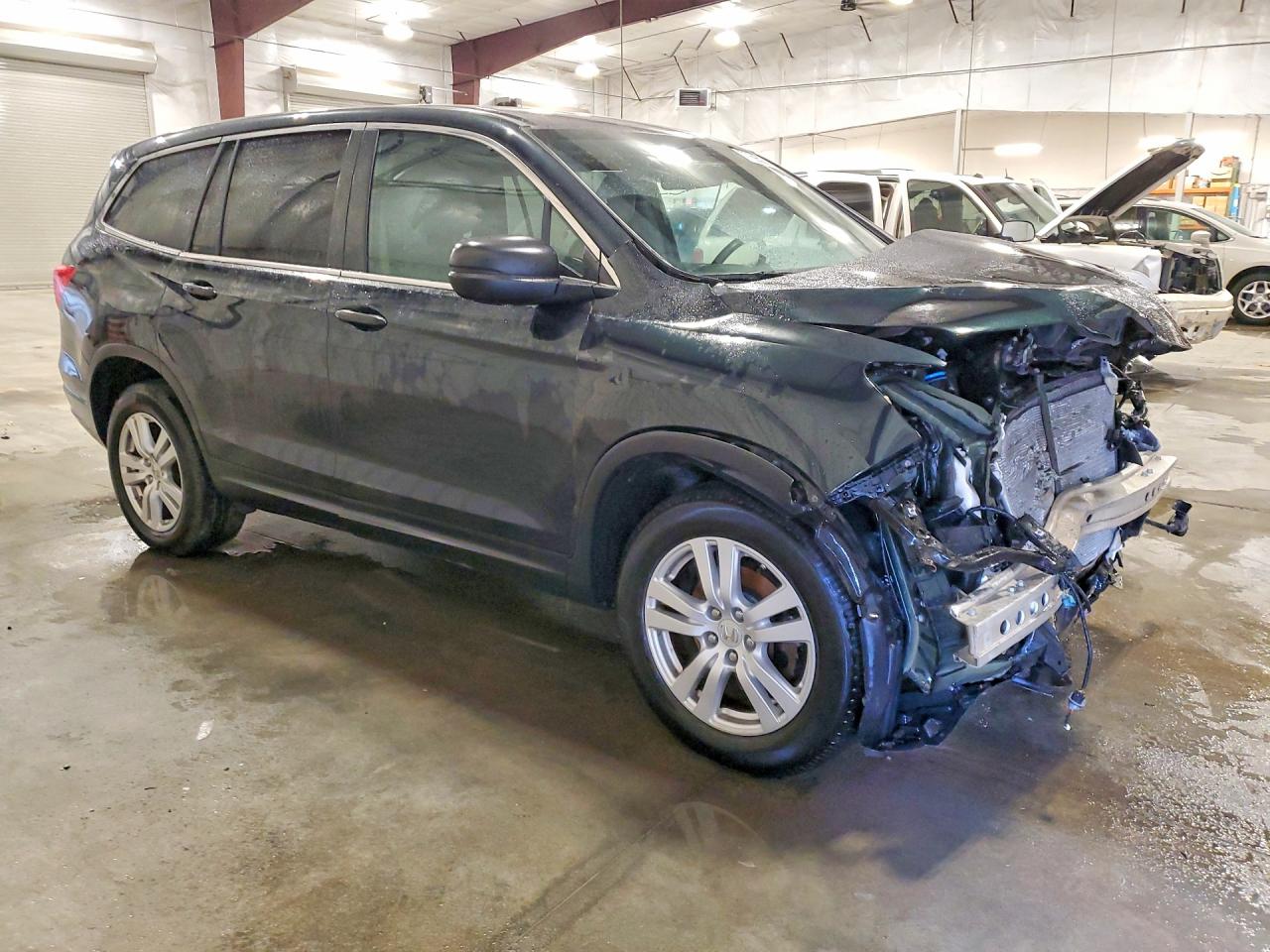 2016 HONDA PILOT LX photo 4