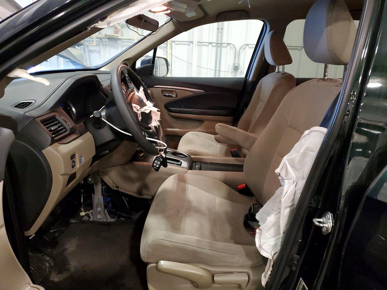 2016 HONDA PILOT LX photo 7