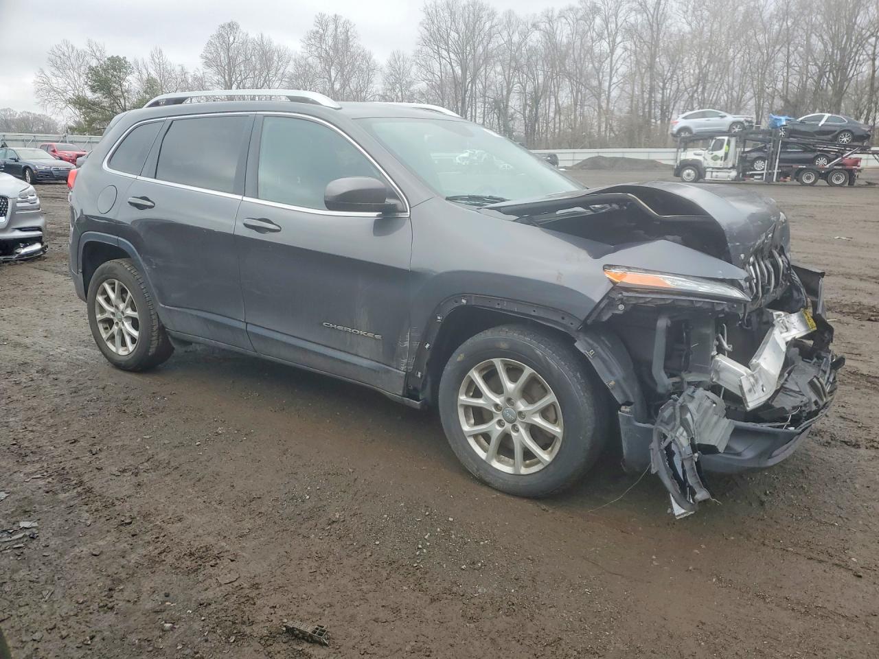 2017 JEEP CHEROKEE LATITUDE photo 4