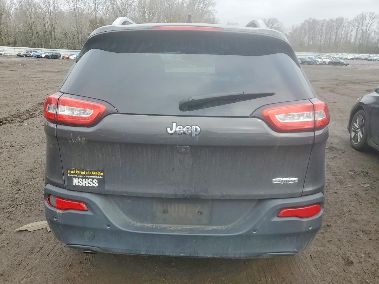 2017 JEEP CHEROKEE LATITUDE photo 6