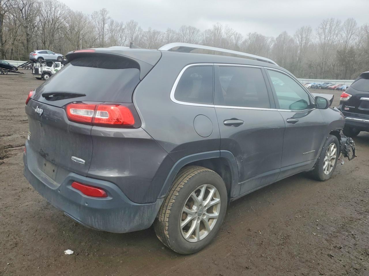 2017 JEEP CHEROKEE LATITUDE photo 3
