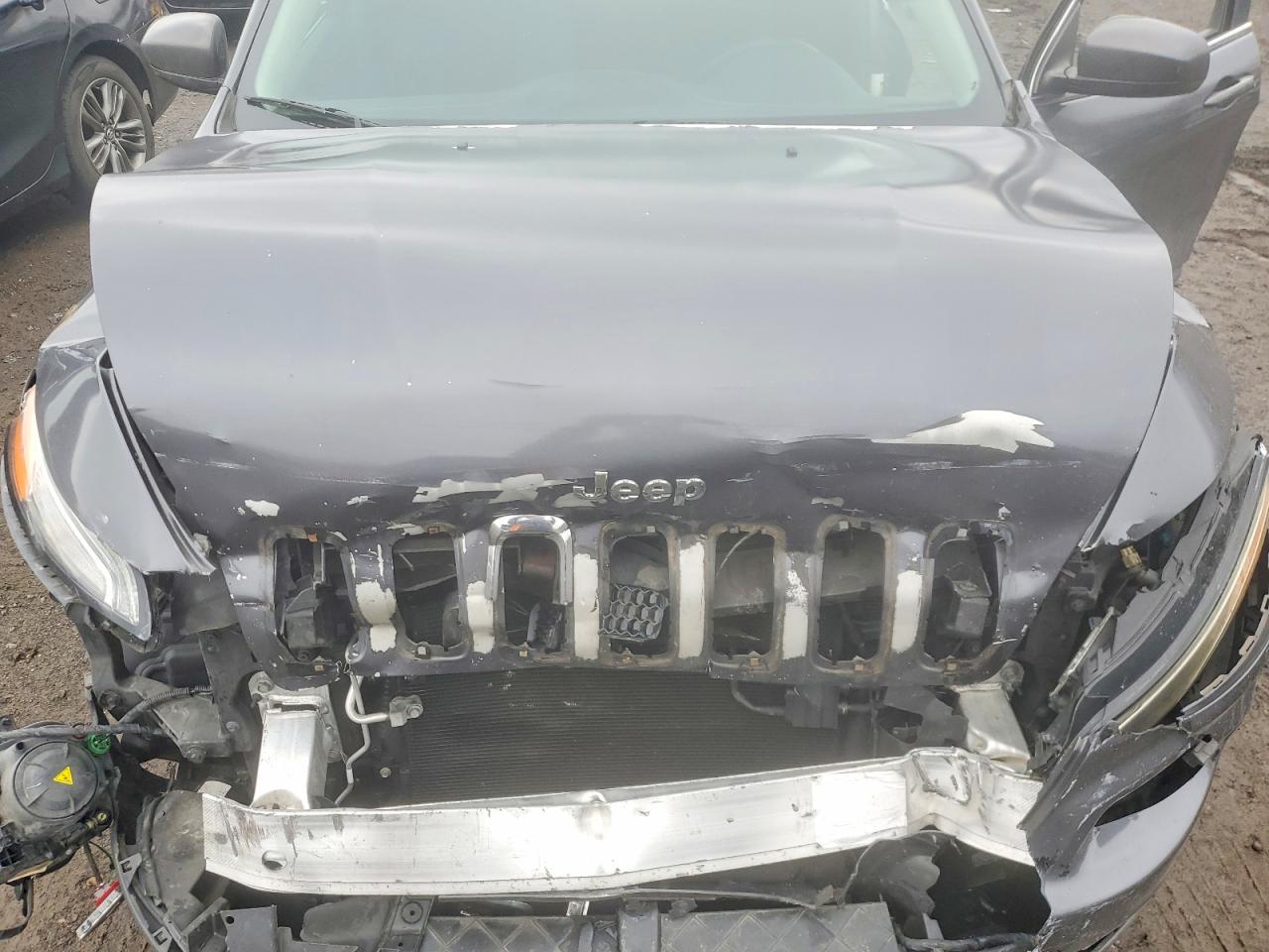 2017 JEEP CHEROKEE LATITUDE photo 12