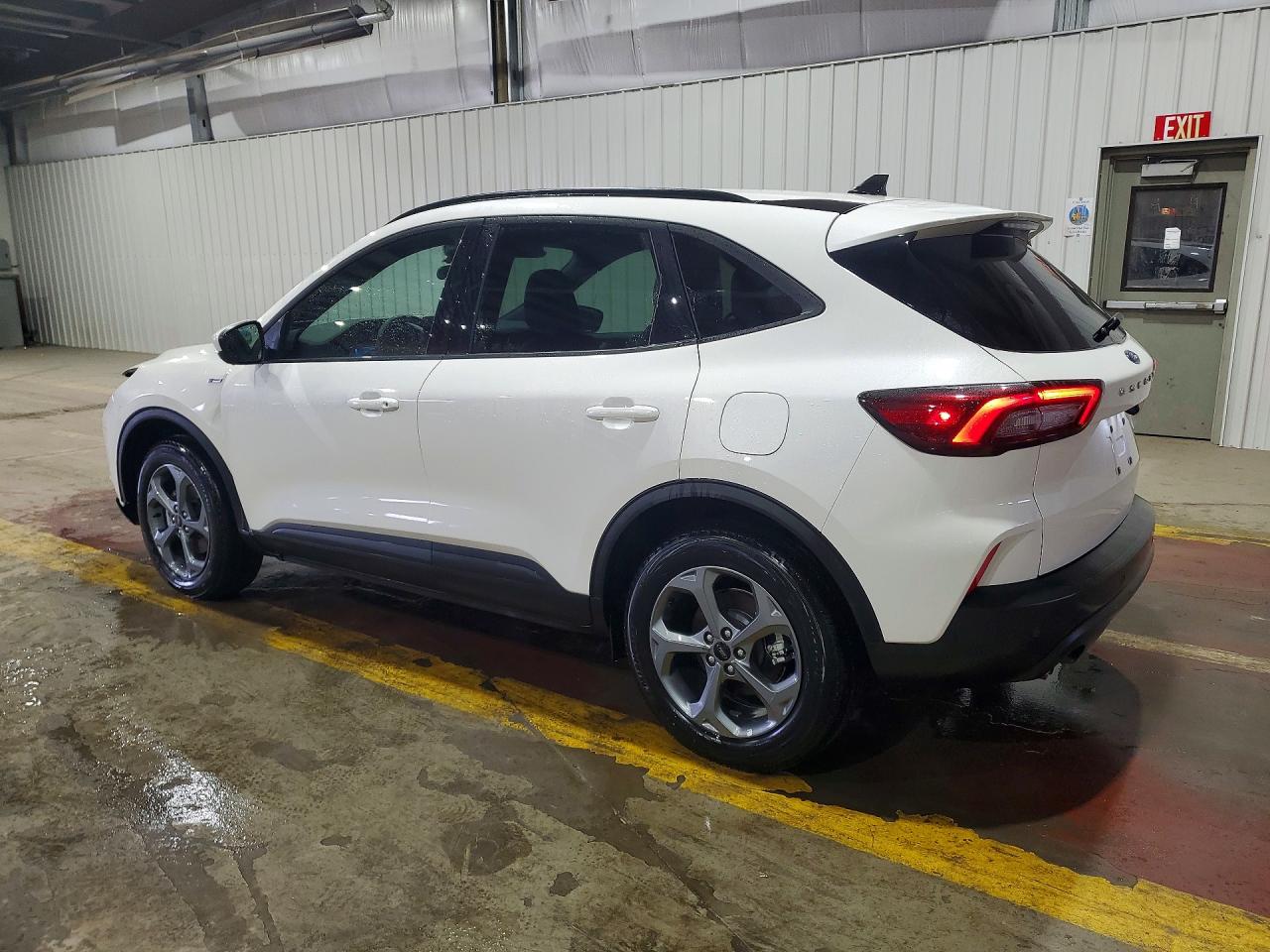 2025 FORD ESCAPE ST LINE SELECT photo 3