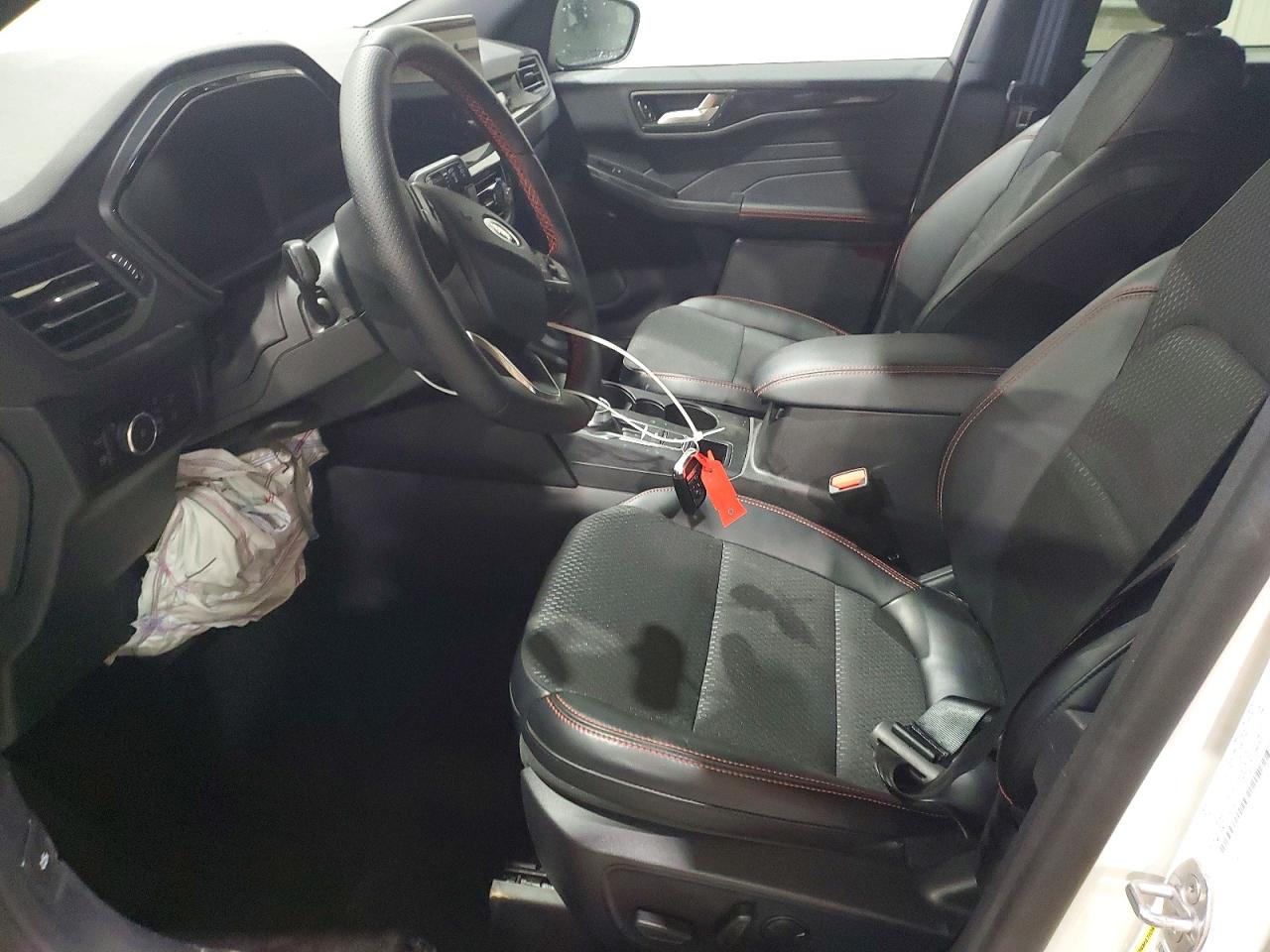 2025 FORD ESCAPE ST LINE SELECT photo 13